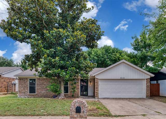 Property at 2828 Lana Cir, Fort Worth, TX 76140, 3 beds, 2 baths