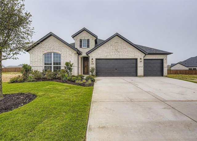 Property at 2013 Slipchannel St, Midlothian, TX 76065, 3 beds, 2.5 baths