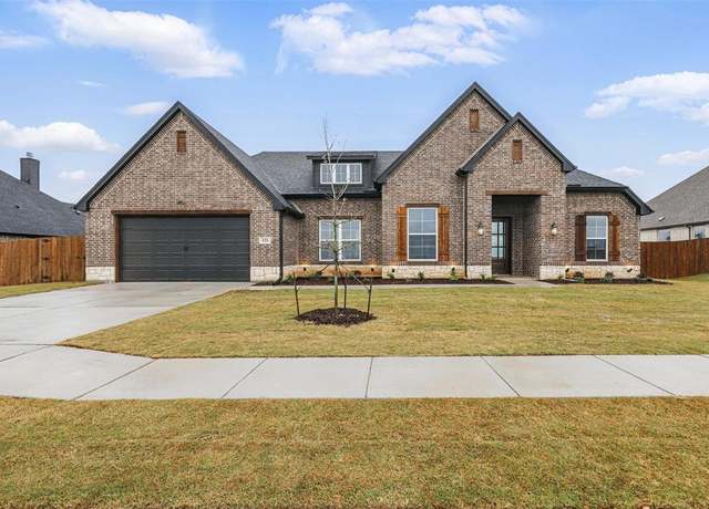 Property at 121 Chapowits, Godley, TX 76044, 3 beds, 2.5 baths