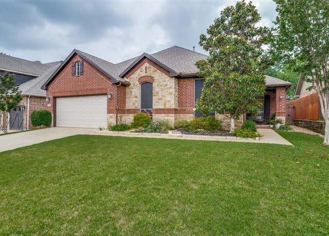 Property at 114 Lakehill Dr, Hickory Creek, TX 75065, 4 beds, 2.5 baths