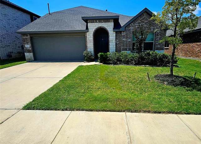 Property at 521 Bermuda Ave, Lancaster, TX 75146, 4 beds, 3 baths