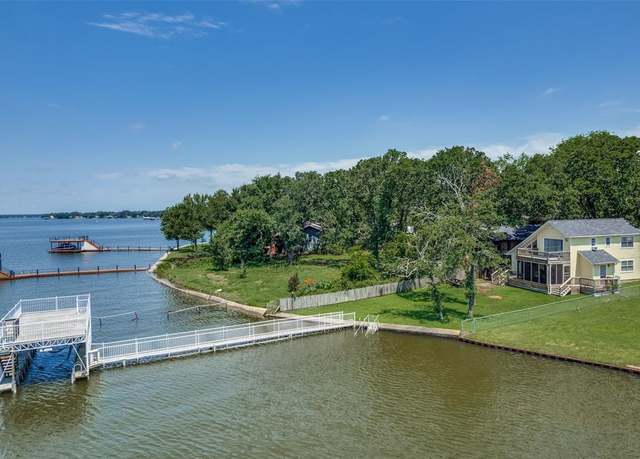 Property at 162 Aztec Dr, Mabank, TX 75156, 3 beds, 2 baths