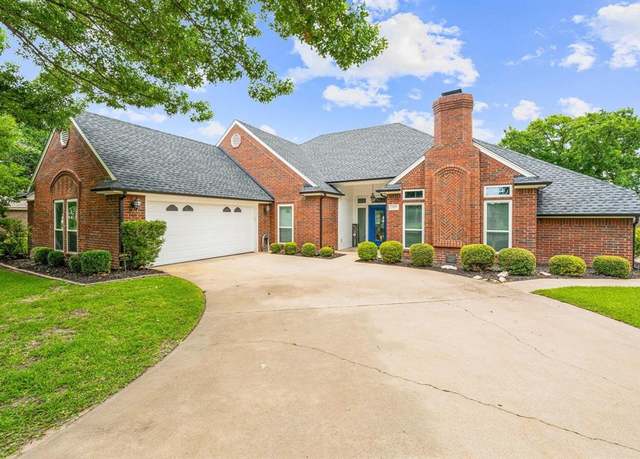 Property at 2415 Pebble Dr, Granbury, TX 76048, 4 beds, 2 baths
