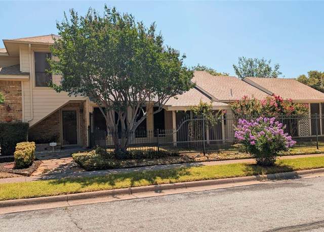 Property at 1400 Boardwalk St, Arlington, TX 76011, 3 beds, 2.5 baths