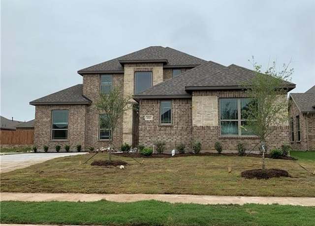 Property at 212 Watson St, Red Oak, TX 75154, 4 beds, 3.5 baths