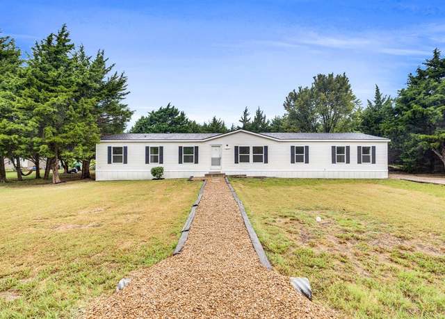 Property at 2207 Water Crest Ln, Glenn Heights, TX 75154, 4 beds, 2 baths