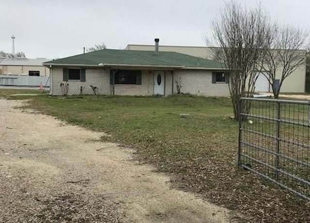 Property at 100 Donna St, Alvarado, TX 76009, 4 beds, 2 baths
