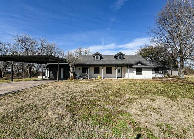 Property at 1985 E Renfro St, Burleson, TX 76028, 4 beds, 3 baths