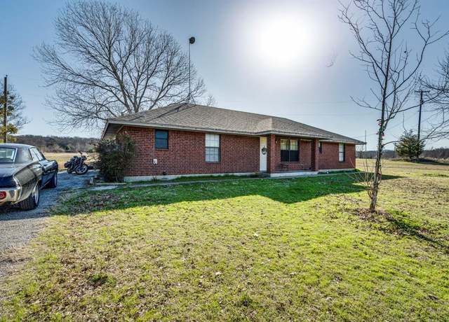 Property at 1149 County Road 426a, Cleburne, TX 76031, 4 beds, 2 baths