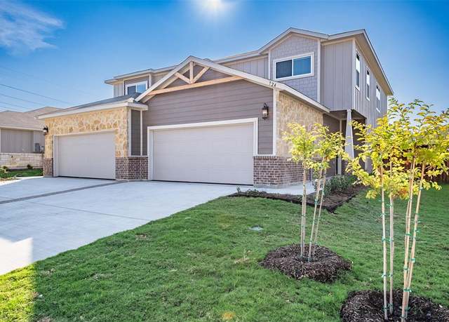 Property at 728 Wheatfield Dr #724, Venus, TX 76084, 8 beds, 5 baths