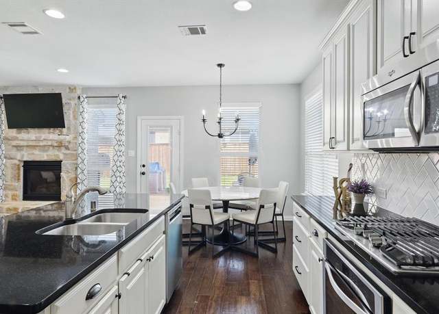 Property at 3200 Hawks View Ln, Denton, TX 76208, 4 beds, 3.5 baths