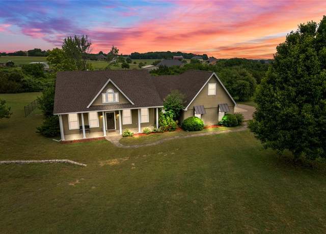 Property at 415 Stone Mountain Ct, Cresson, TX 76035, 4 beds, 2 baths