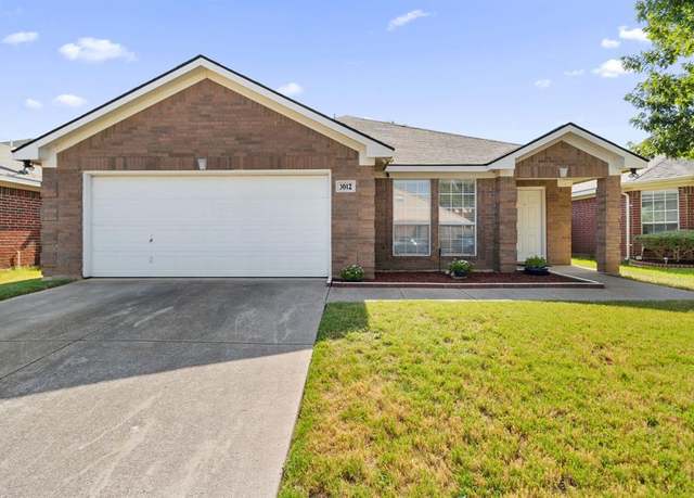 Property at 3012 Silent Creek Trl, Fort Worth, TX 76053, 3 beds, 2 baths