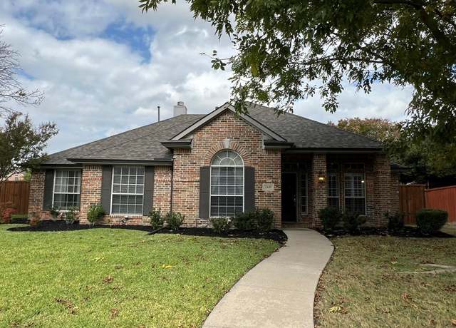 Property at 2449 Elm Leaf Ln, Plano, TX 75025, 4 beds, 2 baths