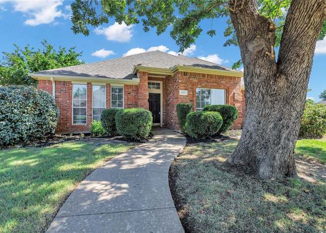 Property at 1357 Mustang Dr, Lewisville, TX 75067, 4 beds, 2 baths