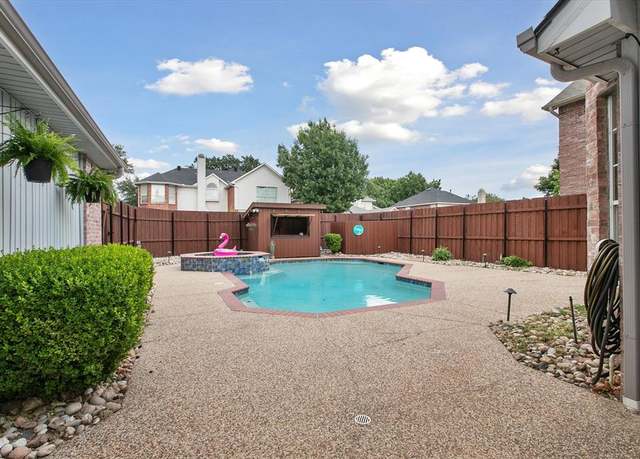 Property at 7100 Amethyst Ln, Plano, TX 75025, 4 beds, 2.5 baths