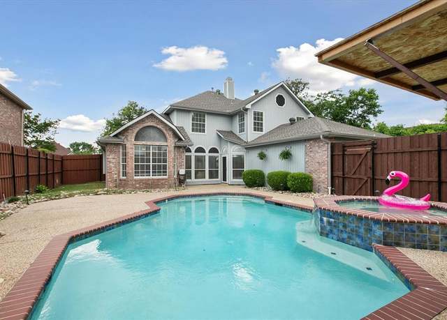 Property at 7100 Amethyst Ln, Plano, TX 75025, 4 beds, 2.5 baths