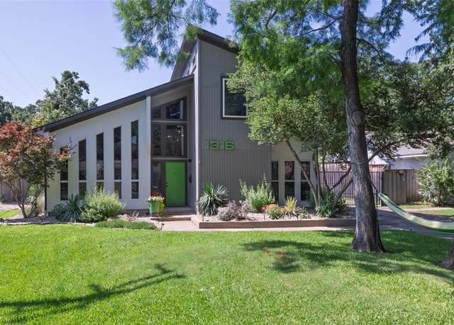 Property at 1316 Ridgewood Ter, Arlington, TX 76012, 3 beds, 2.5 baths
