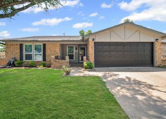Property at 5400 Inglewood Ln, Arlington, TX 76016, 3 beds, 2 baths