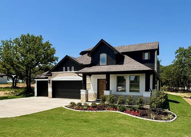 Property at 135 Rj Smith Dr, Boyd, TX 76023, 4 beds, 3.5 baths