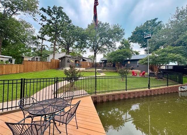 Property at 610 Legendary, Gun Barrel City, TX 75156, 3 beds, 2 baths