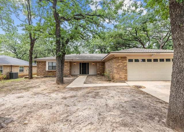 Property at 2109 Dartmouth Dr, Arlington, TX 76015, 3 beds, 2 baths