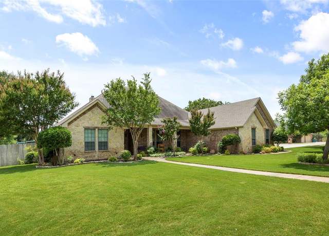 Property at 223 Deer Creek Dr, Aledo, TX 76008, 4 beds, 3 baths