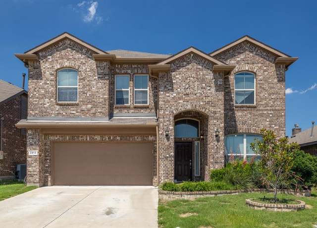 Property at 2813 Saddle Creek Dr, Fort Worth, TX 76177, 5 beds, 4 baths