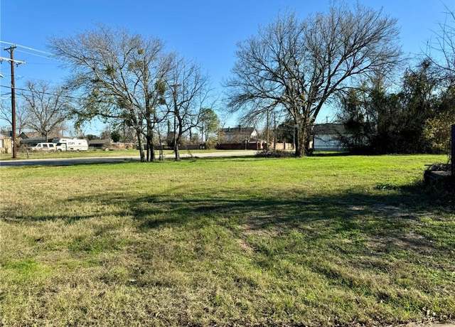 Property at 1229 Payne St, Waco, TX 76704