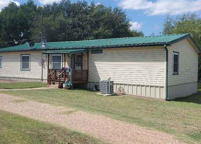 Property at 1501 Mcadams Rd, Graford, TX 76449, 5 beds, 2.5 baths