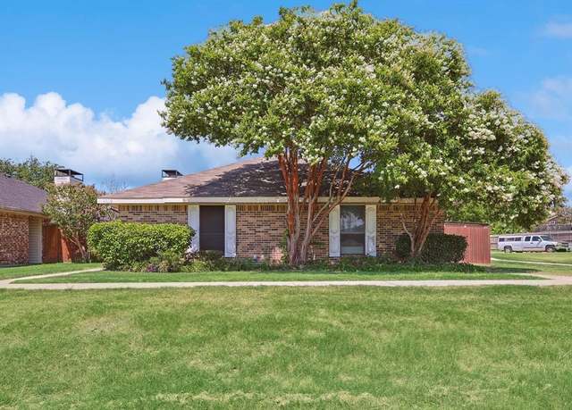 Property at 2320 Carol Good Ln, Carrollton, TX 75006, 2 beds, 2 baths