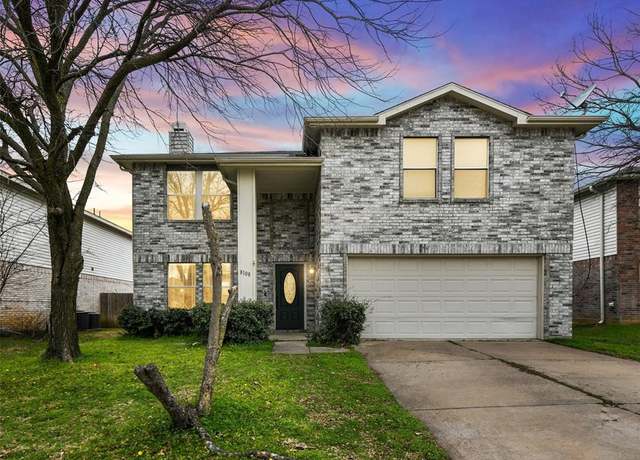 Property at 8108 Canoe Ridge Ln, Denton, TX 76210, 4 beds, 2.5 baths