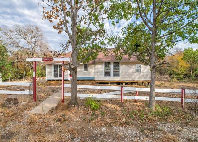 Property at 225 Lake Dr, Hickory Creek, TX 75065, 3 beds, 2 baths