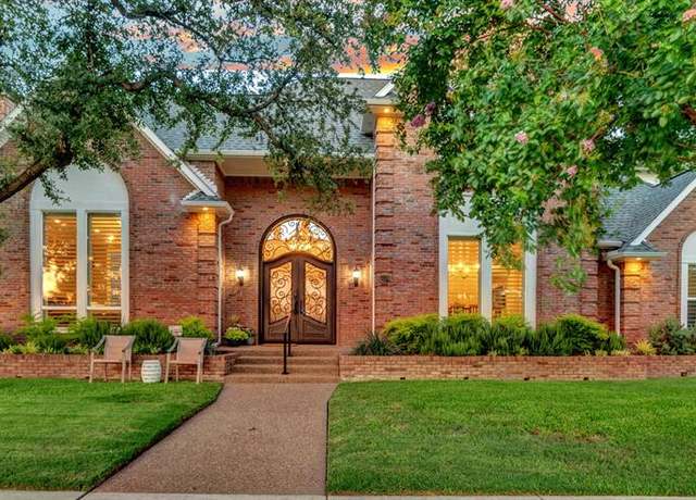 Property at 1604 Burning Tree Ln, Plano, TX 75093, 5 beds, 4.5 baths