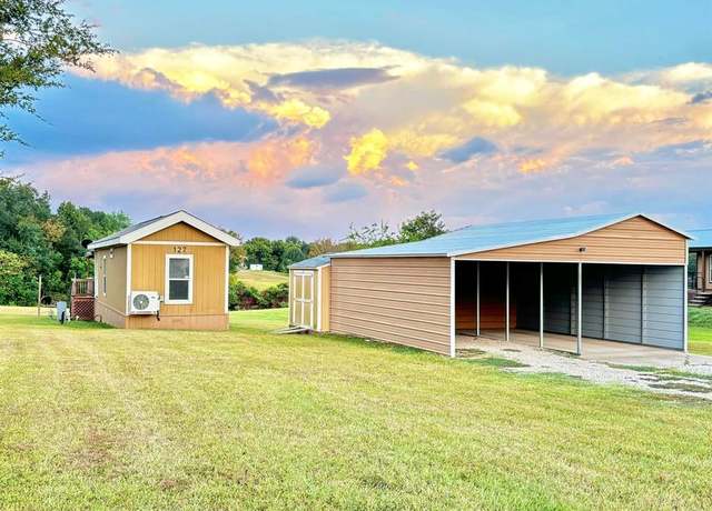 Property at 127 Shawnee, Quitman, TX 75783, 1 bed, 1 bath