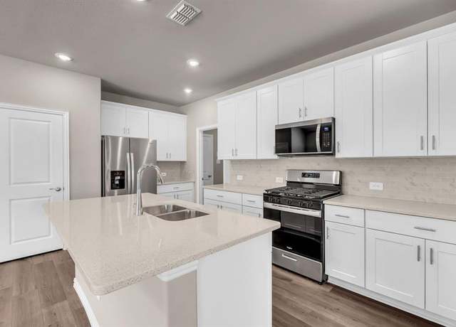 Property at 514 Ridgedale Dr, Princeton, TX 75071, 4 beds, 2.5 baths