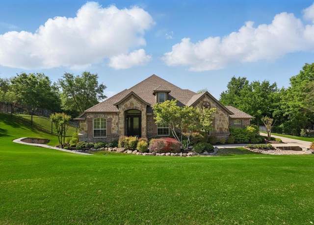 Property at 125 Deer Crossing Way, Azle, TX 76020, 3 beds, 2.5 baths