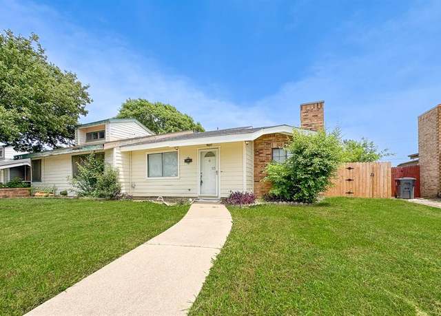 Property at 5925 Timbercrest Dr, Arlington, TX 76017, 2 beds, 2 baths