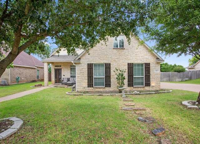 Property at 160 Oak Meadow Trl, Waco, TX 76657, 3 beds, 2 baths
