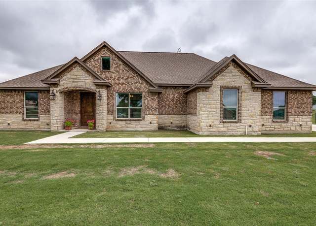 Property at 105 Lucy Kirk Ln, Springtown, TX 76082, 4 beds, 2 baths