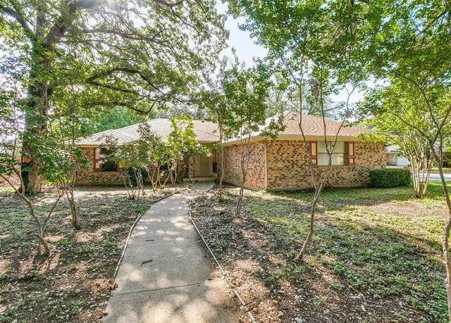 Property at 3600 Teal Ln, Bedford, TX 76021, 3 beds, 2 baths