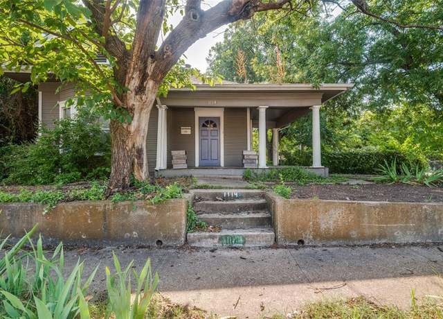 Property at 1114 S Tyler St, Dallas, TX 75208, 4 beds, 3 baths