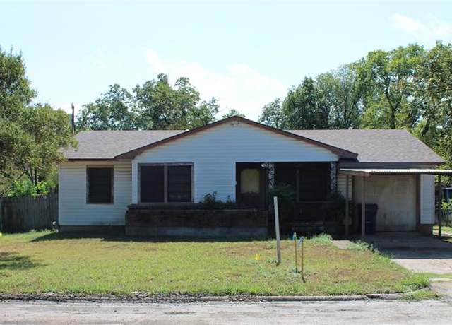 Property at 114 Wilmington Ave, Waxahachie, TX 75165, 3 beds, 1 bath