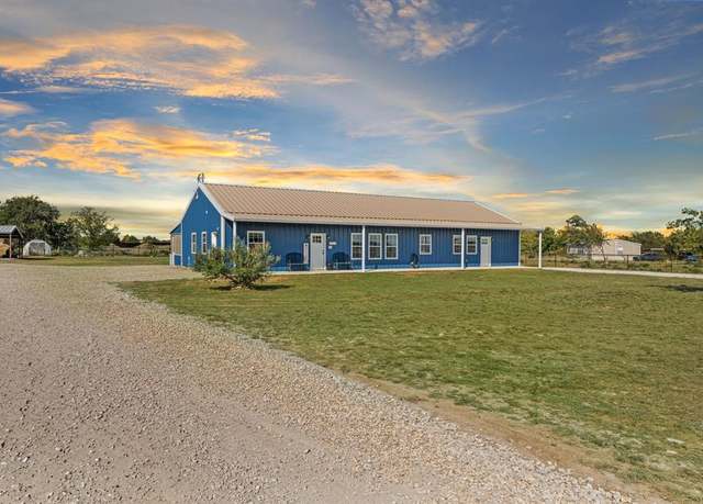 Property at 179 Johnston Dr, Decatur, TX 76234, 4 beds, 3 baths