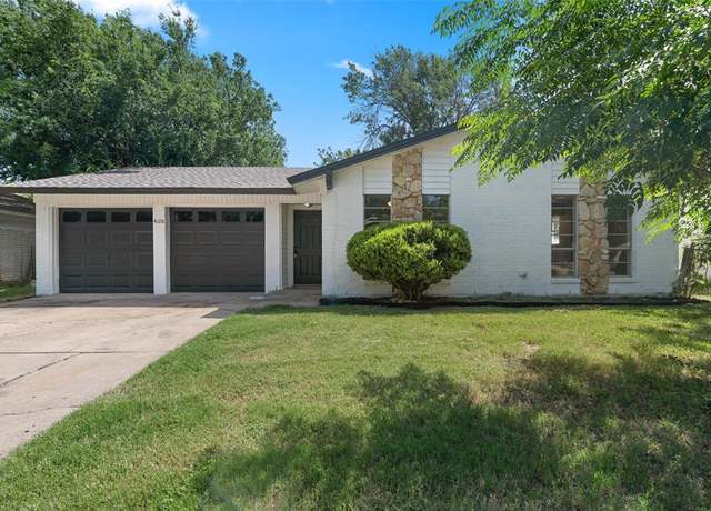 Property at 4128 Selene Dr, Denton, TX 76209, 3 beds, 2 baths