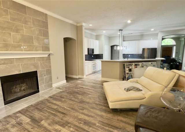 Property at 5214 Matagorda Bay Ct, Rowlett, TX 75089, 6 beds, 3 baths
