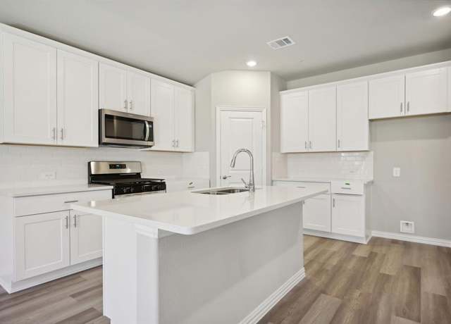 Property at 2319 Lone Star Ln, Seagoville, TX 75159, 3 beds, 2 baths