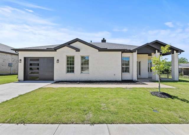 Property at 3725 Creek View Dr, Mckinney, TX 75071, 3 beds, 2 baths