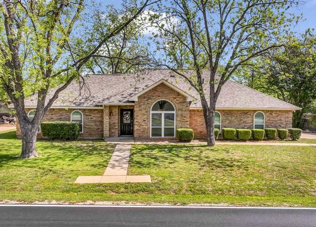 Property at 5124 Wedgefield Rd, Granbury, TX 76049, 3 beds, 2 baths