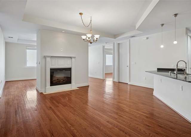 Property at 1505 Elm St #603, Dallas, TX 75201, 3 beds, 2.5 baths